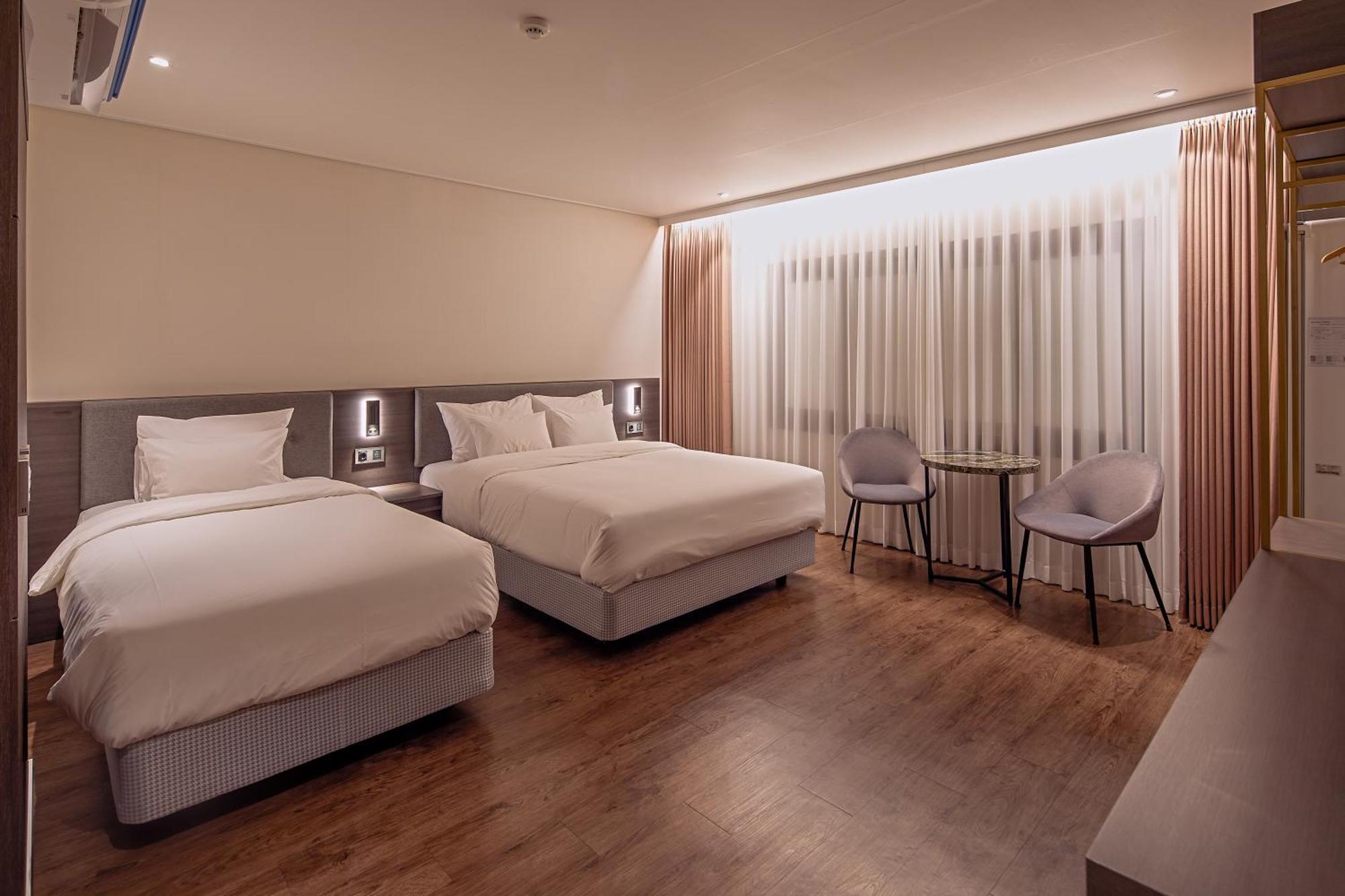 Cloud In Hotel Mokpo Peace Square Bagian luar foto