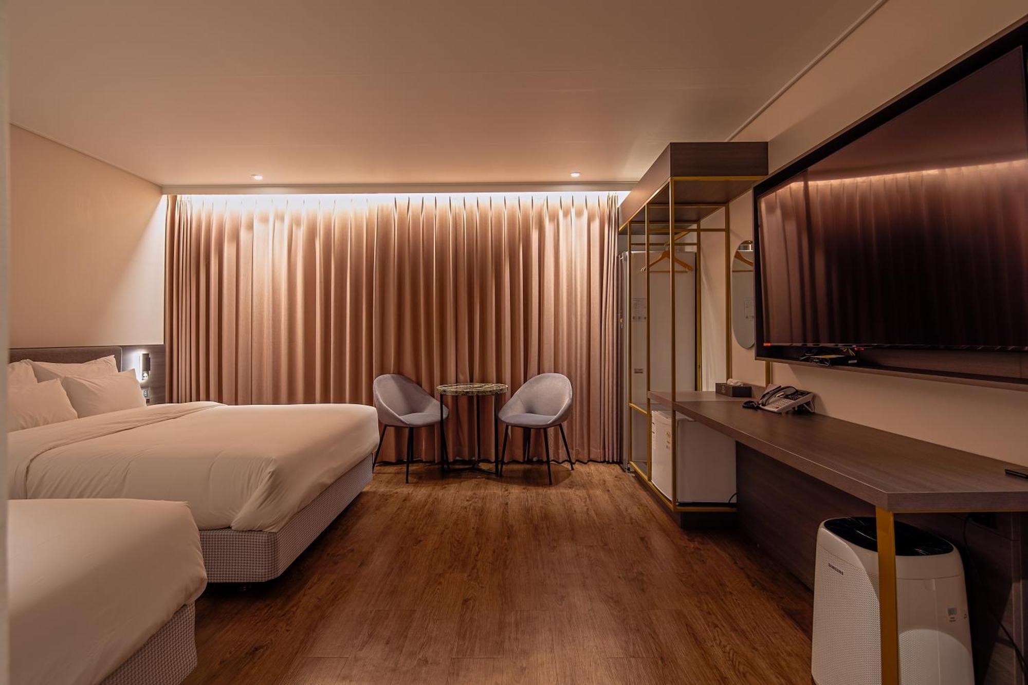 Cloud In Hotel Mokpo Peace Square Bagian luar foto