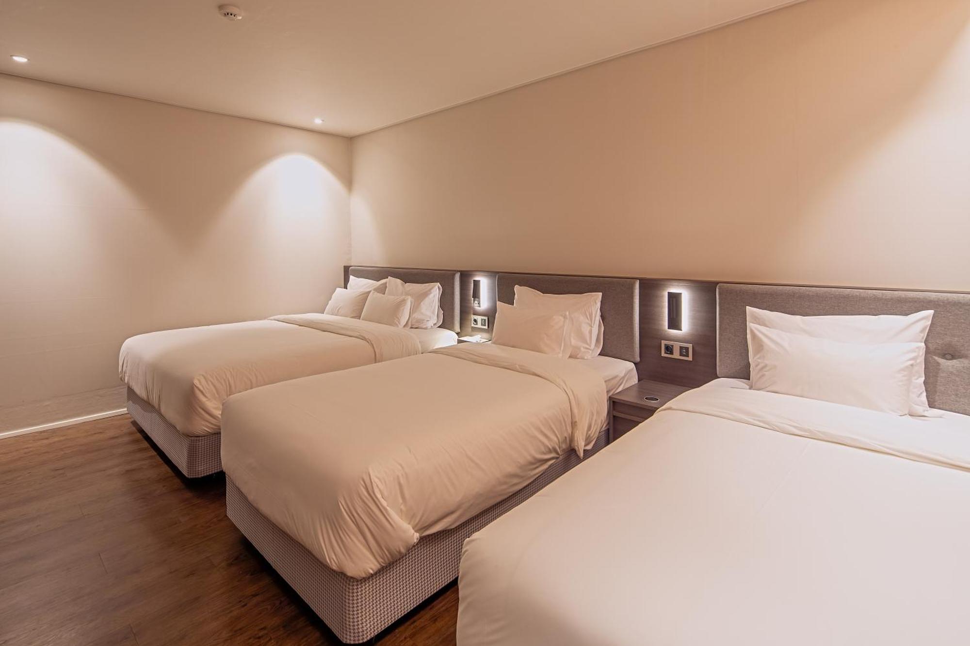 Cloud In Hotel Mokpo Peace Square Bagian luar foto