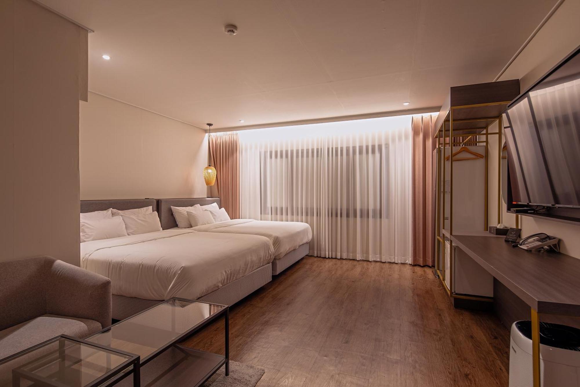 Cloud In Hotel Mokpo Peace Square Bagian luar foto